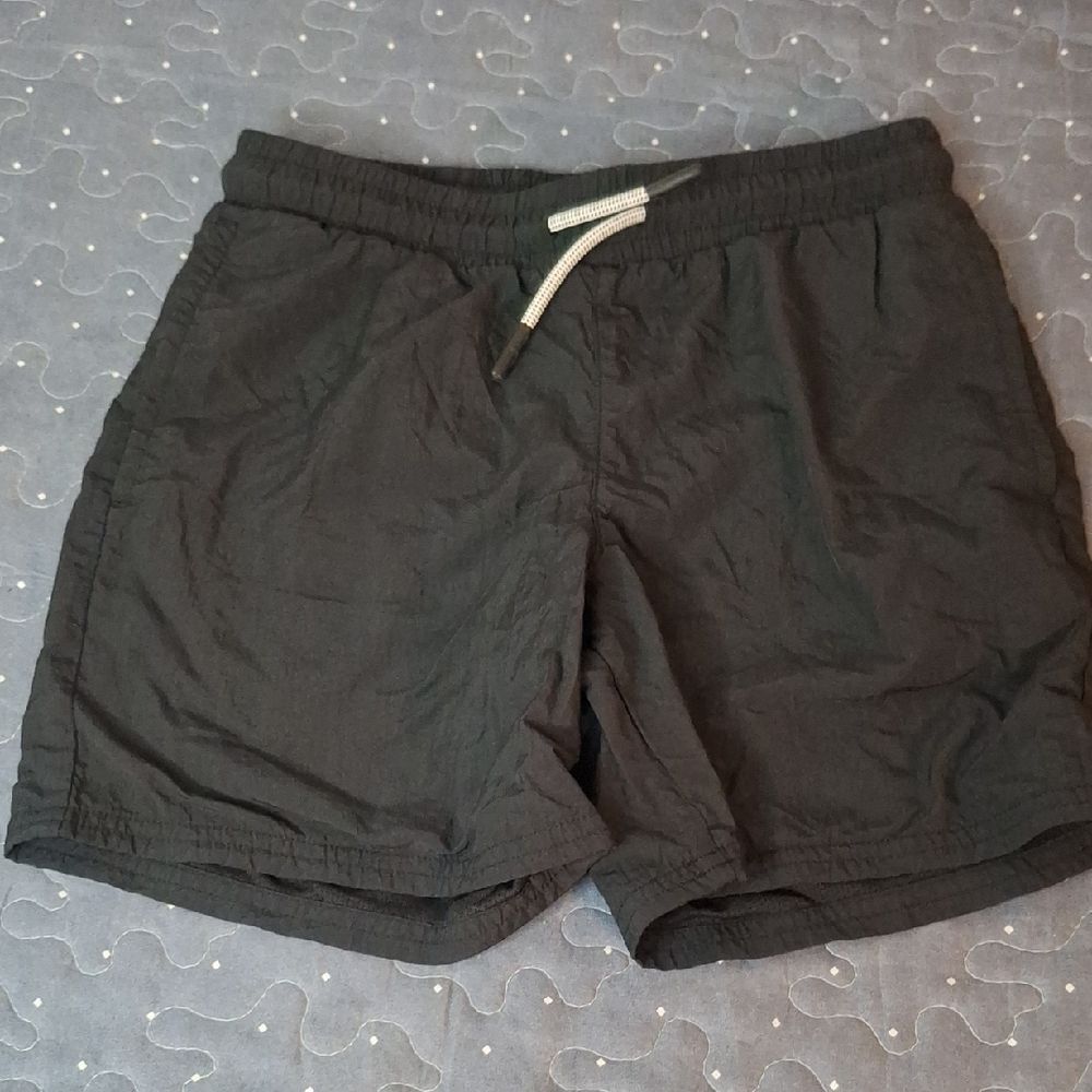 All in Motion Black Shorts size M (8)